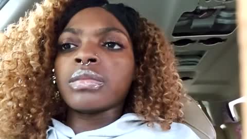 allylicious online show from January 2025 10:46:02 PM