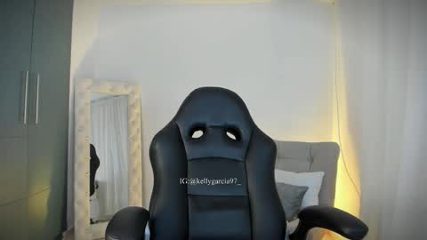 Kelly  online show from February 2026 12:56:02 PM