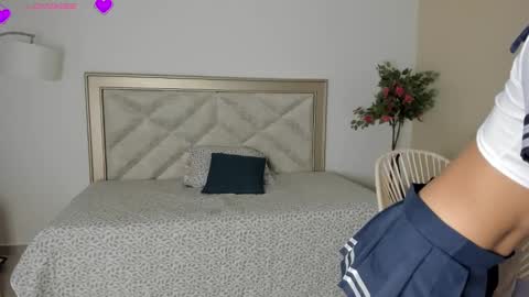 Allyson 3 online show from January 2025 07:34:01 PM