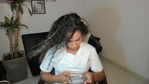 allyssann online show from April 2026 02:25:01 AM