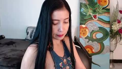 alma_art_ online show from June 2026 10:56:02 PM