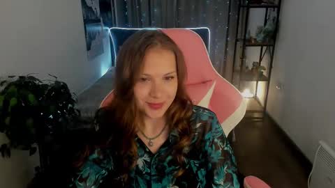 Snapshot of alma_diaz chatting on October 2025 06:03:02 AM Alma online show from October 2025 06:03:02 AM