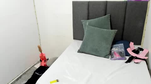 Alma online show from February 2025 08:10:01 PM