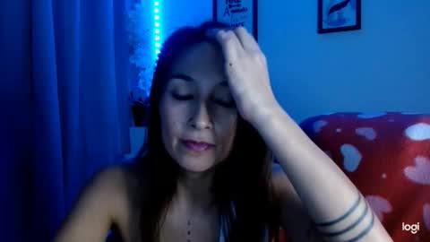 Snapshot of almaglow chatting on January 2026 01:22:02 AM Alma online show from January 2026 01:22:02 AM