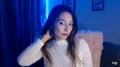 Snapshot of almaglow chatting on February 2026 02:37:01 AM Alma online show from February 2026 02:37:01 AM