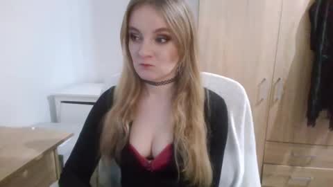 Snapshot of almanature chatting on February 2026 09:11:02 PM AlmaNature online show from February 2026 09:11:02 PM