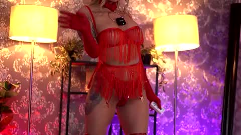 Snapshot of almavelia chatting on November 2025 08:38:02 PM Alma online show from November 2025 08:38:02 PM