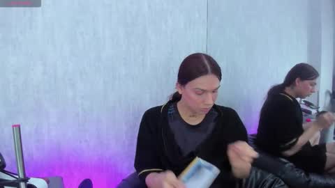 Santy online show from October 2025 08:07:02 PM