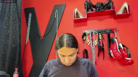 Santy online show from March 2026 07:52:02 PM