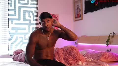 Almightycnote online show from June 2026 01:52:01 AM