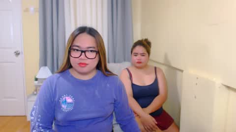 Almira online show from April 2026 02:13:01 AM