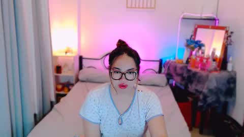 Almira online show from July 2026 10:32:01 AM