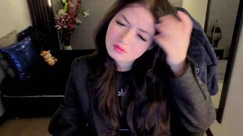 Snapshot of almma_ chatting on September 2025 01:24:02 PM ALMMA online show from September 2025 01:24:02 PM