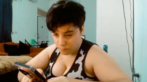 Almond online show from May 2026 09:55:01 PM