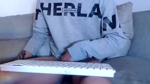 Snapshot of almostattoo chatting on January 2026 04:11:02 PM ANDRIU- Instagram andriugigante- andriugigante--- INDEPENDENT MODEL Follow me here online show from January 2026 04:11:02 PM