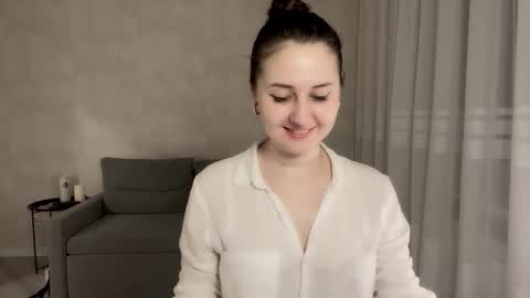 Anna online show from November 2025 01:36:01 AM