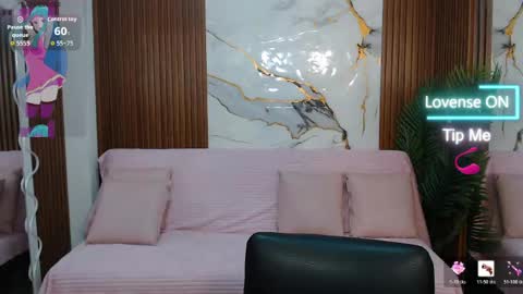 alonddra_tay online show from May 2026 11:39:01 AM