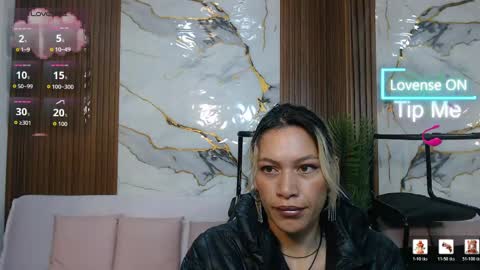 alonddra_tay online show from May 2026 11:29:02 AM