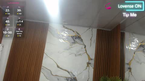 alonddra_tay online show from May 2026 11:39:02 AM