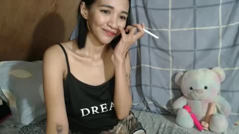 Alondra  online show from April 2026 02:44:01 PM