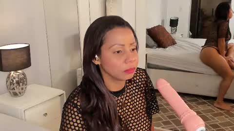 Alondra online show from July 2026 12:41:01 PM