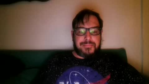 Snapshot of alonghardone4u705 chatting on June 2026 06:37:02 AM alonghardone4u705 online show from June 2026 06:37:02 AM