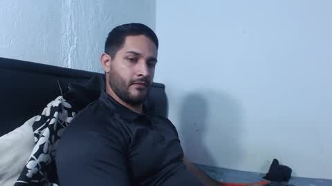 Snapshot of alonxoo chatting on November 2025 11:25:01 PM alonxoo online show from November 2025 11:25:01 PM