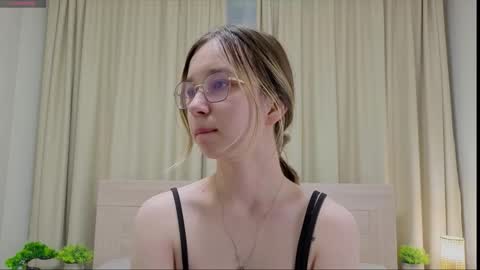 Alorenna online show from February 2026 02:49:01 PM