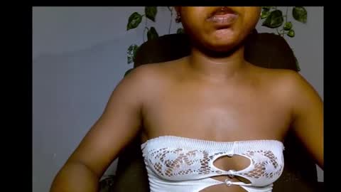 Snapshot of alosexy_bae chatting on December 2025 09:05:01 AM alo online show from December 2025 09:05:01 AM