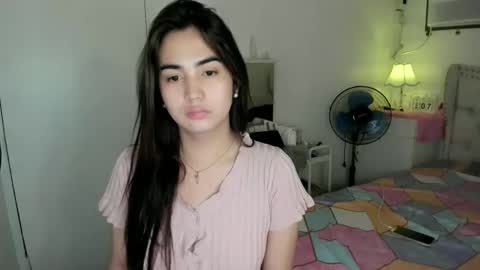 alovelydollnica online show from May 2026 12:16:02 AM