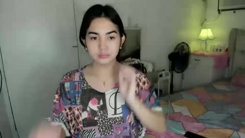 alovelydollnica online show from May 2026 12:38:01 AM