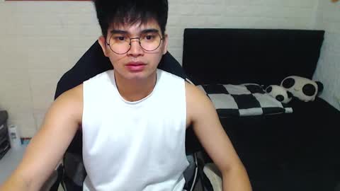 Snapshot of alpha_rider chatting on January 2025 01:26:02 AM Angelo online show from January 2025 01:26:02 AM