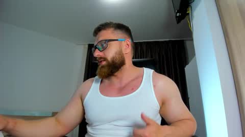 Alphaalexxx Lets reach Me 100 thumbs up online show from June 2026 05:06:01 PM
