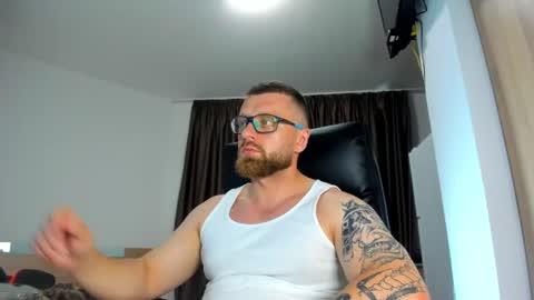 Alphaalexxx Lets reach Me 100 thumbs up online show from July 2026 04:33:02 PM