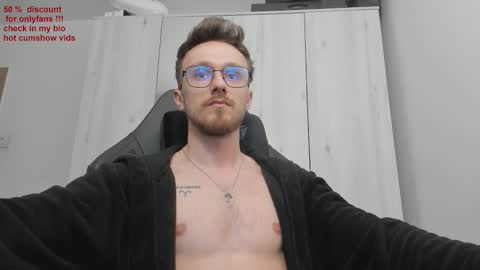 Snapshot of alphaboyfun chatting on February 2025 08:18:02 AM Andi online show from February 2025 08:18:02 AM