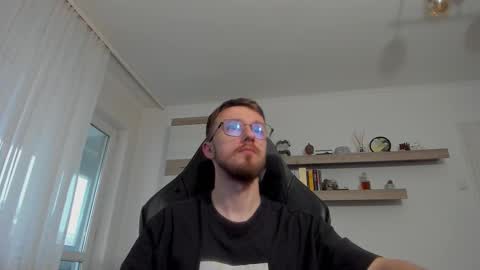 Andi online show from November 2025 12:09:02 PM