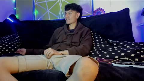 Snapshot of alphadioniso chatting on February 2026 08:07:01 PM Dioniso online show from February 2026 08:07:01 PM