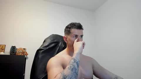 Snapshot of alphagodleatherking92 chatting on December 2025 04:58:01 PM LeatherMaster online show from December 2025 04:58:01 PM