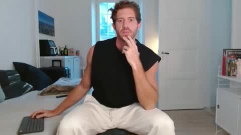 Snapshot of alphahung23 chatting on November 2025 07:07:01 AM alphahung23 online show from November 2025 07:07:01 AM