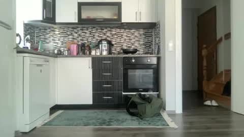 Snapshot of alphandre chatting on February 2025 06:21:01 AM AlphAndre online show from February 2025 06:21:01 AM