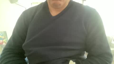 Snapshot of alphandre chatting on February 2025 02:33:01 PM AlphAndre online show from February 2025 02:33:01 PM