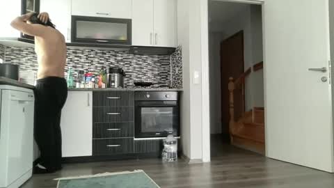 Snapshot of alphandre chatting on March 2025 07:45:01 AM AlphAndre online show from March 2025 07:45:01 AM