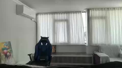 Snapshot of alphandre chatting on March 2025 01:54:01 PM AlphAndre online show from March 2025 01:54:01 PM