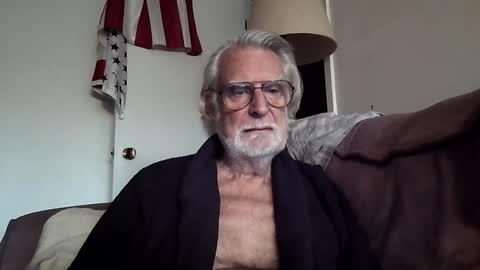 Snapshot of alphauniform chatting on January 2025 03:16:02 PM AlphaUniform online show from January 2025 03:16:02 PM