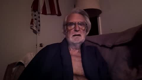 Snapshot of alphauniform chatting on January 2025 11:59:02 AM AlphaUniform online show from January 2025 11:59:02 AM