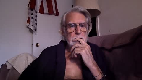 Snapshot of alphauniform chatting on January 2025 03:00:02 PM AlphaUniform online show from January 2025 03:00:02 PM