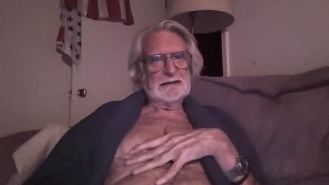 Snapshot of alphauniform chatting on January 2025 04:16:02 AM AlphaUniform online show from January 2025 04:16:02 AM