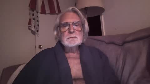 Snapshot of alphauniform chatting on January 2025 03:55:02 AM AlphaUniform online show from January 2025 03:55:02 AM