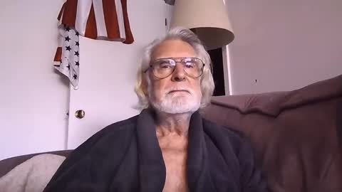 Snapshot of alphauniform chatting on February 2025 05:50:02 PM AlphaUniform online show from February 2025 05:50:02 PM