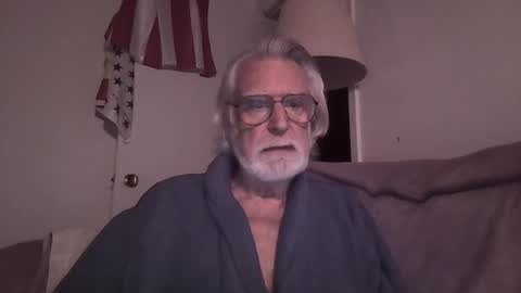 Snapshot of alphauniform chatting on February 2025 12:32:01 PM AlphaUniform online show from February 2025 12:32:01 PM